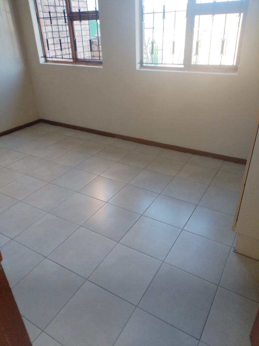 To Let 2 Bedroom Property for Rent in Westbourne Eastern Cape